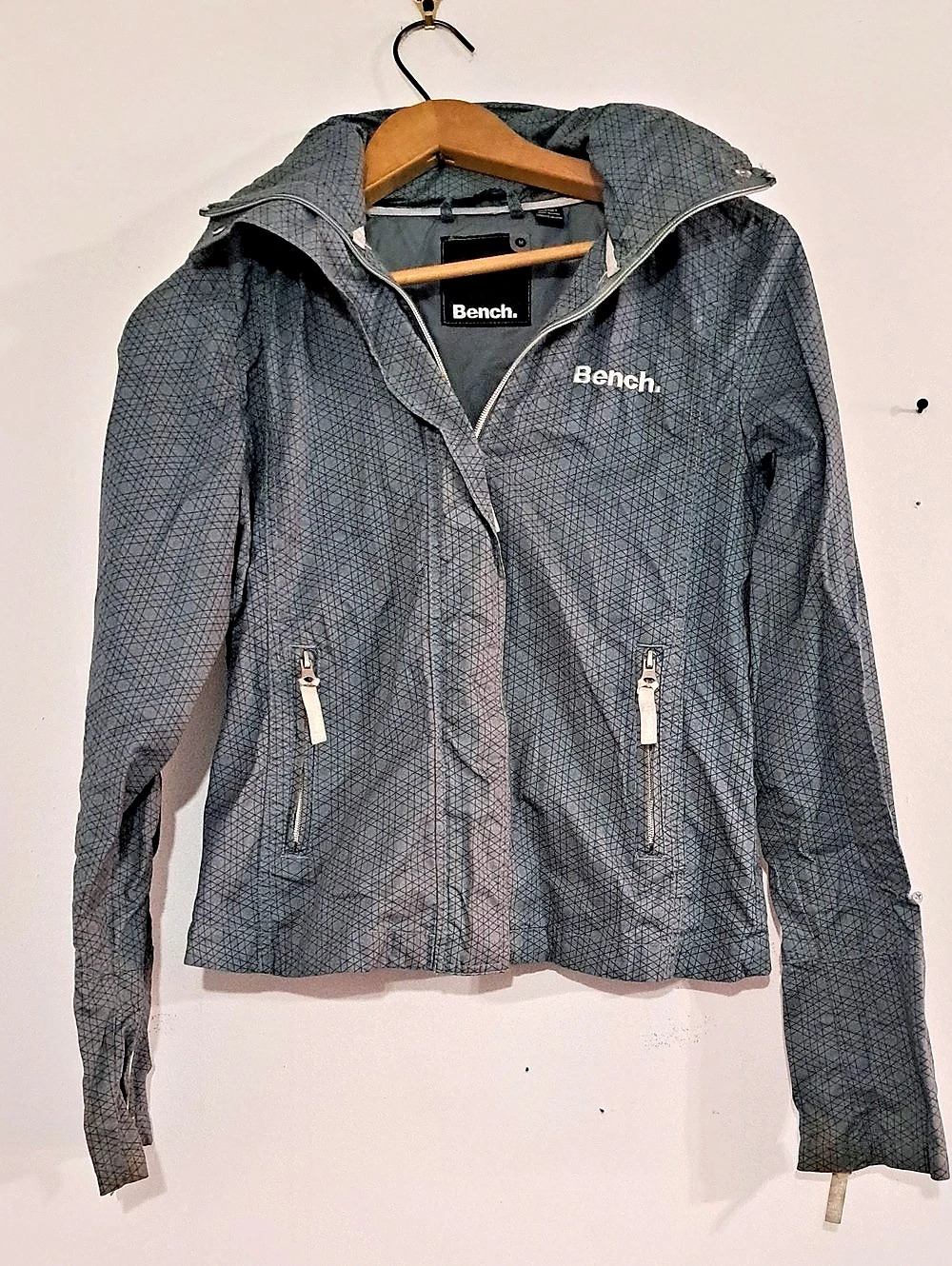 Bench. Women's Hooded Geometric Jacket in Gray Medium